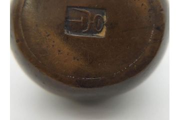 時代物　古銅　銀象嵌　独創的なデザインが魅力の水滴(在銘、書道具、中国?、中国美術、唐物?、果物、裏印)(R-079169)