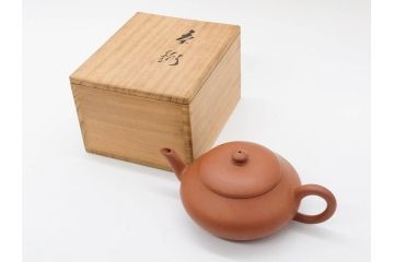 山田常山　朱泥　土の温もりを感じる茶銚(急須、茶注、煎茶道具、茶道具、茶器、和食器、共箱付き)(R-079174)