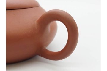 山田常山　朱泥　土の温もりを感じる茶銚(急須、茶注、煎茶道具、茶道具、茶器、和食器、共箱付き)(R-079174)