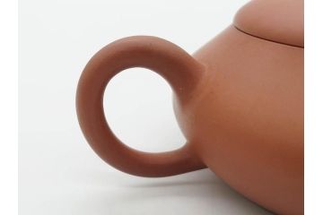 山田常山　朱泥　土の温もりを感じる茶銚(急須、茶注、煎茶道具、茶道具、茶器、和食器、共箱付き)(R-079174)