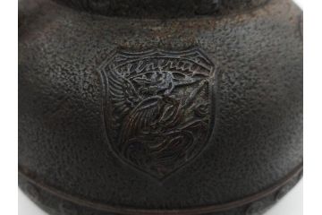 南部　祥雲堂　細かなデザインが印象的な鉄瓶(湯沸、湯瓶、茶道具、茶器、記念、サーチライト、バルーン、大黒天、鳥、エンブレム、紋章)(R-079175)