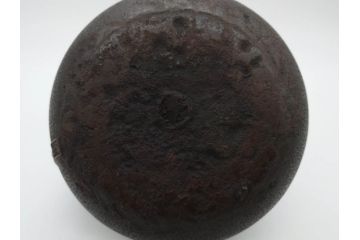 南部　祥雲堂　細かなデザインが印象的な鉄瓶(湯沸、湯瓶、茶道具、茶器、記念、サーチライト、バルーン、大黒天、鳥、エンブレム、紋章)(R-079175)