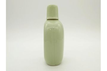 昭和期　当時物　戦中　水筒1点・ガラスコップ1点・徳利4点・猪口1点の合計7点セット(九谷焼、金彩、色絵、旧日本軍、陸軍、海軍、日章旗、支那事変記念、武勇、萬歳、万歳、誉、肉弾、大海中山酒造店、菊、桜、グラス、酒器、とっくり、おちょこ、ぐい呑み、杯、盃、和食器、陶器、硝子)(R-079176)