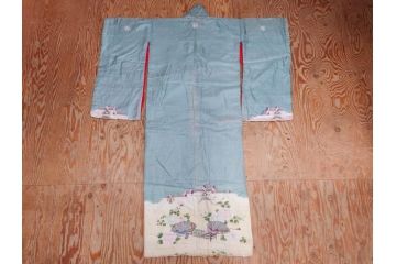 アンティーク　明治〜大正期　正絹　着物(古布、リメイク、衣装、和服、和装、女性、丸に三つ柏、家紋、御簾、几帳、牡丹、菊、扇子、花、シルク、日本、ジャパン、Japanese KIMONO)(R-079177)