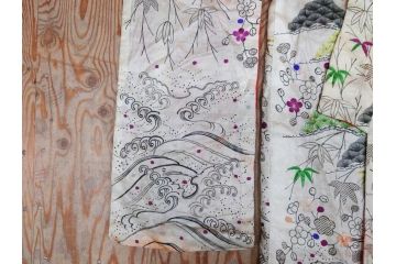 アンティーク　明治〜大正期　正絹　刺繍　着物　打掛(古布、リメイク、衣装、和服、和装、女性、松竹梅、花、波、海、鶴、ツル、鳥、シルク、日本、ジャパン、Japanese KIMONO)(R-079179)