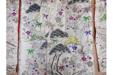 アンティーク　明治〜大正期　正絹　刺繍　着物　打掛(古布、リメイク、衣装、和服、和装、女性、松竹梅、花、波、海、鶴、ツル、鳥、シルク、日本、ジャパン、Japanese KIMONO)(R-079179)
