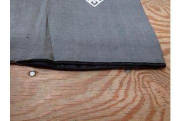 アンティーク　明治期　正絹　壁縮緬　刺繍　着物(古布、リメイク、金糸、重ね五つ目紋、家紋、衣装、和服、和装、女性、松竹梅、滝、登り鯉、魚、シルク、日本、ジャパン、Japanese KIMONO)(R-079181)