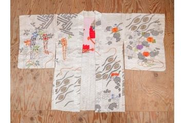 アンティーク　正絹　刺繍　羽織(古布、リメイク、菊、牡丹、竹、扇子、花しょうぶ、梅、藤、衣装、和服、和装、シルク、日本、ジャパン、Japanese KIMONO)(R-079184)