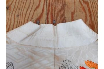 アンティーク　正絹　刺繍　羽織(古布、リメイク、菊、牡丹、竹、扇子、花しょうぶ、梅、藤、衣装、和服、和装、シルク、日本、ジャパン、Japanese KIMONO)(R-079184)