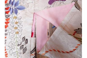 アンティーク　正絹　刺繍　羽織(古布、リメイク、菊、牡丹、竹、扇子、花しょうぶ、梅、藤、衣装、和服、和装、シルク、日本、ジャパン、Japanese KIMONO)(R-079184)