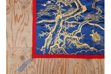江戸〜明治期　細かな刺繍が美しい掛袱紗(古裂、古布、リメイク、金糸、鶴、ツル、松竹梅、ふくさ、フクサ、帛紗、服紗、房付き)(R-079185)