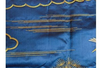 江戸〜明治期　細かな刺繍が美しい掛袱紗(古裂、古布、リメイク、金糸、鶴、ツル、松竹梅、ふくさ、フクサ、帛紗、服紗、房付き)(R-079185)