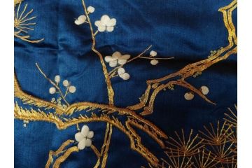 江戸〜明治期　細かな刺繍が美しい掛袱紗(古裂、古布、リメイク、金糸、鶴、ツル、松竹梅、ふくさ、フクサ、帛紗、服紗、房付き)(R-079185)