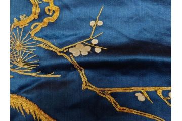 江戸〜明治期　細かな刺繍が美しい掛袱紗(古裂、古布、リメイク、金糸、鶴、ツル、松竹梅、ふくさ、フクサ、帛紗、服紗、房付き)(R-079185)