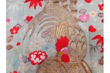 江戸〜明治期　正絹　縮緬　緻密に刺繍された吉祥文様が素晴らしい古布(掛袱紗、リメイク、金糸、松竹梅、鶴、ツル、カメ、亀、古裂、服紗、フクサ、ふくさ、帛紗)(R-079186)