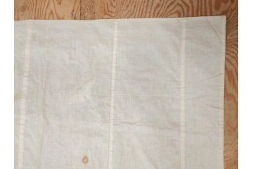 江戸〜明治期　正絹　縮緬　緻密に刺繍された吉祥文様が素晴らしい古布(掛袱紗、リメイク、金糸、松竹梅、鶴、ツル、カメ、亀、古裂、服紗、フクサ、ふくさ、帛紗)(R-079186)