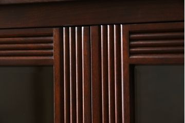中古　美品　松本民芸家具　お洒落な空間づくりに活躍するクラシックなA型ワインボード(ワインラック、キャビネット、収納棚、戸棚、食器棚、カップボード)(定価約65万円)(R-079189)