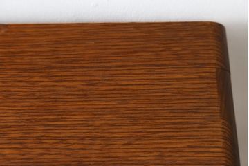 中古　希少デザイン　国産　職人手造り　欅(ケヤキ)材　引き出し32杯!　前面の美しい杢目が揃う薬箪笥(百目箪笥、小物収納、チェスト、薬タンス)(R-079190)