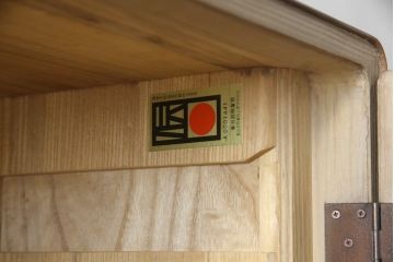 中古　品のある佇まいが魅力的なシンプルなデザインの春日部総桐箪笥(総桐たんす、並厚、四方丸、衣装箪笥、着物箪笥、和タンス、引き出し)(R-079191)
