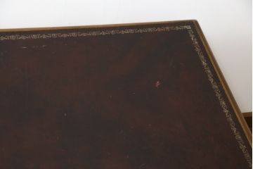 中古　スペイン製　バロッサバレンティ(VARO,S.A. VALENTI)　優雅なフォルムが美しい引き出し付きダイニングテーブル(食卓、4人掛け、6人掛け)(R-079193)