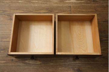 中古　美品　松本民芸家具　和・洋どちらのお部屋にも取り入れやすいローボード(テレビ台、テレビボード、サイドボード、サイドキャビネット、収納棚、戸棚、引き出し、リビングボード)(R-079194)