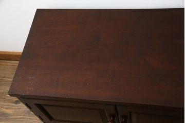 中古　美品　松本民芸家具　和・洋どちらのお部屋にも取り入れやすいローボード(テレビ台、テレビボード、サイドボード、サイドキャビネット、収納棚、戸棚、引き出し、リビングボード)(R-079194)