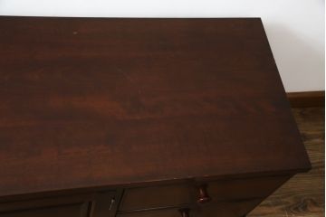 中古　美品　松本民芸家具　和・洋どちらのお部屋にも取り入れやすいローボード(テレビ台、テレビボード、サイドボード、サイドキャビネット、収納棚、戸棚、引き出し、リビングボード)(R-079194)
