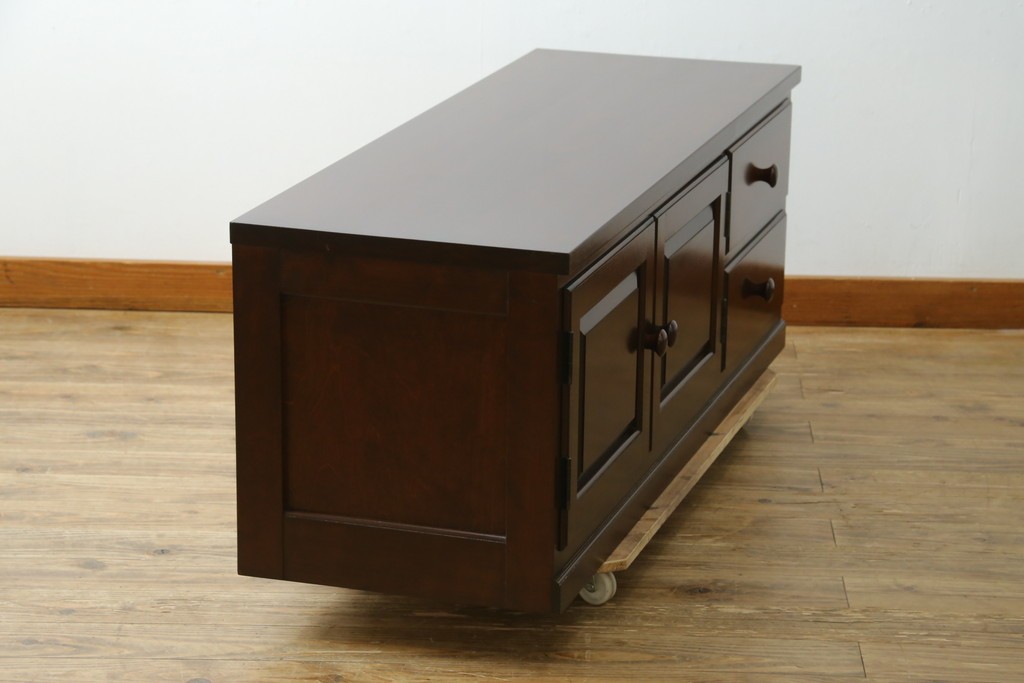 中古　美品　松本民芸家具　和洋どちらのお部屋にも取り入れやすいローボード　(R-079194)