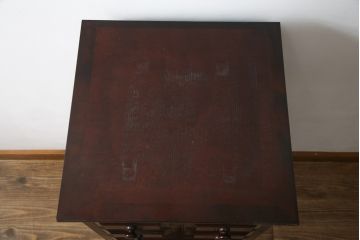 中古　美品　国産　民芸家具　シックで落ち着きのある空間を演出するチェスト(引き出し、サイドチェスト、縦型チェスト、ハイチェスト、小物収納)(R-079195)