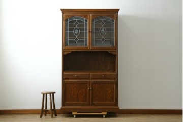 中古　三越家具　COUNTRY HOUSE(カントリーハウス)　Brugge(ブルージュ)　プロパティ　ステンドグラスが上品なキャビネット　(R-079201)