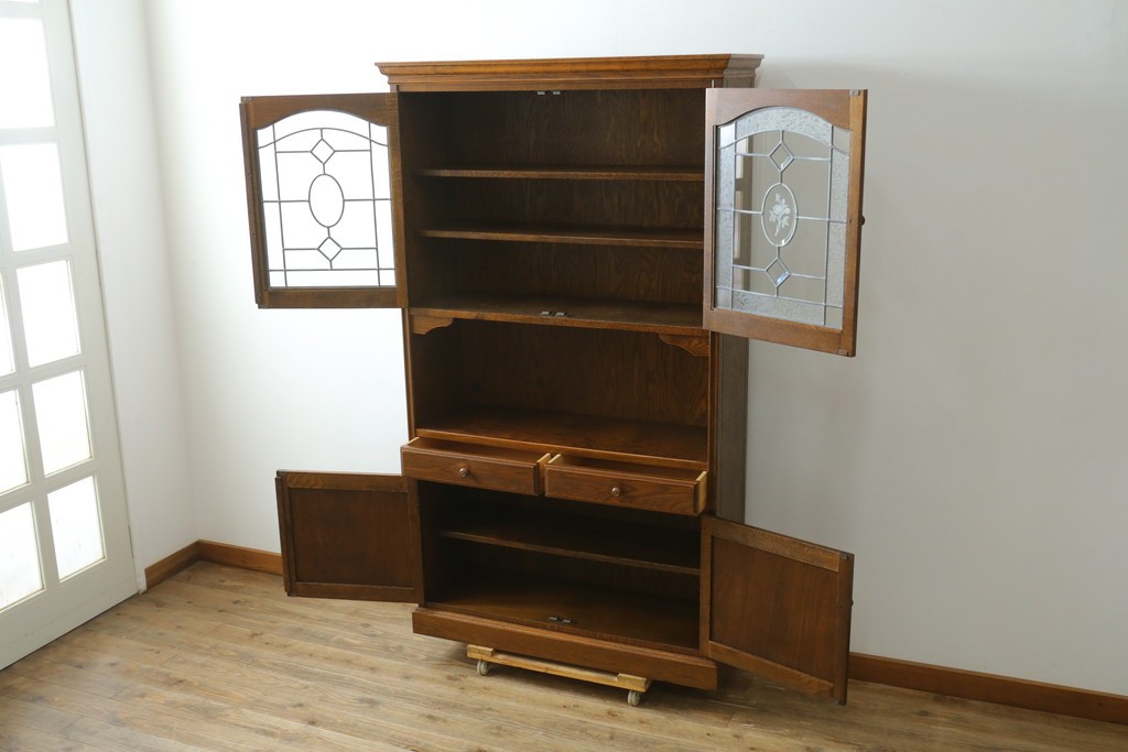 中古　三越家具　COUNTRY HOUSE(カントリーハウス)　Brugge(ブルージュ)　プロパティ　ステンドグラスが上品なキャビネット　(R-079201)