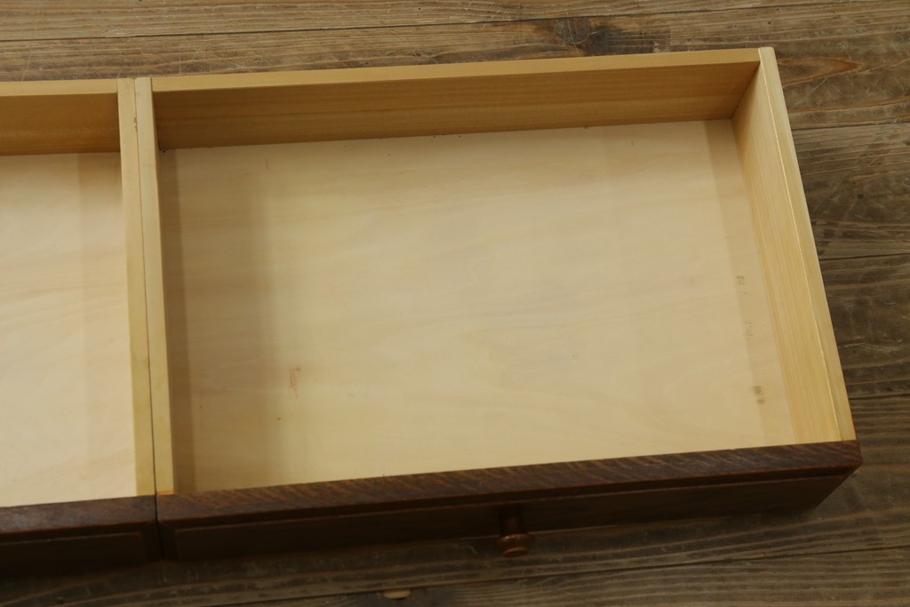 中古　三越家具　COUNTRY HOUSE(カントリーハウス)　Brugge(ブルージュ)　プロパティ　ステンドグラスが上品なキャビネット　(R-079201)