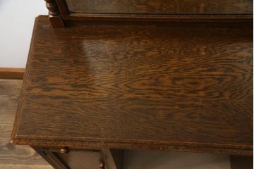 中古　三越家具(現カントリーハウス)　Brugge(ブルージュ)　オーク材　クラシカルな雰囲気漂うドレッサーとチェアのセット(化粧台、鏡台、ミラー、イス、椅子)(R-079202)