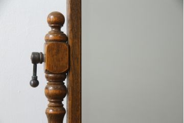 中古　三越家具(現カントリーハウス)　Brugge(ブルージュ)　オーク材　クラシカルな雰囲気漂うドレッサーとチェアのセット(化粧台、鏡台、ミラー、イス、椅子)(R-079202)