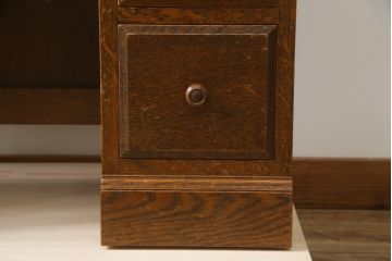中古　三越家具(現カントリーハウス)　Brugge(ブルージュ)　オーク材　クラシカルな雰囲気漂うドレッサーとチェアのセット(化粧台、鏡台、ミラー、イス、椅子)(R-079202)