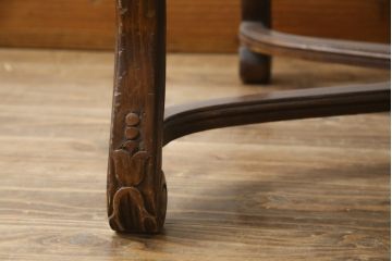 イギリスアンティーク　本革(レザー)　クラシカルな上品さと格好良さを併せ持つウイングバックチェア(アームチェア、サロンチェア、ハイバックチェア、椅子、イス、英国)(R-079210)