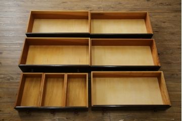 中古　特注品　松本民芸家具　整理タンス　シックで上品な佇まいが魅力的なチェスト(洋服タンス、衣装たんす、引き出し)(R-079211)