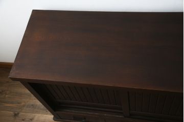 中古　希少な廃番品!!　タモ材　和モダンスタイルのお部屋とも相性抜群のシックな水屋箪笥サイドボード(収納棚、戸棚、食器棚、カップボード、サイドキャビネット)(R-079217)