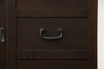 中古　希少な廃番品!!　タモ材　和モダンスタイルのお部屋とも相性抜群のシックな水屋箪笥サイドボード(収納棚、戸棚、食器棚、カップボード、サイドキャビネット)(R-079217)
