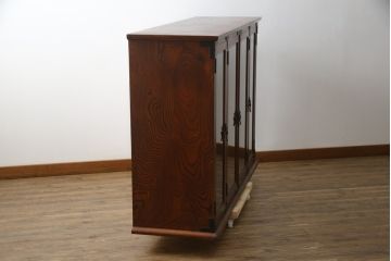 中古　美品　岩谷堂箪笥　菊幸　高級感のある欅(ケヤキ)材の木目が魅力的なサイドキャビネット(収納棚、戸棚、食器棚、カップボード、サイドボード)(R-079223)