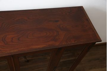 中古　美品　岩谷堂箪笥　菊幸　高級感のある欅(ケヤキ)材の木目が魅力的なサイドキャビネット(収納棚、戸棚、食器棚、カップボード、サイドボード)(R-079223)