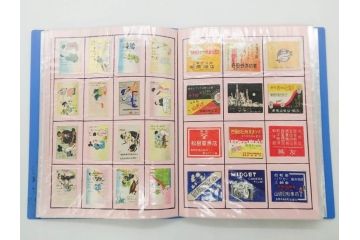 戦前〜戦後　当時物　レトロ　中国輸出用・日本など　マッチラベルなど727枚セット(燐寸、燐票、広告、商標、日本製、マッチレッテル、マッチペーパー、着物美人、菊水館、料理屋、ホテル、ベニス、フマキラー、化粧品、ヘチマコロン、喫茶、中央薬局、セイコー、時計、カフェー、菓子、パン、モダンガール、弓立ラヂオ店、井筒屋、人物、猫、ネコ、魚、花、麻雀、子供、人物、狛犬、ファイル付き)(R-079252)