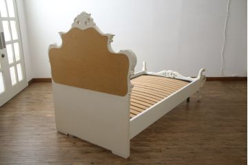 中古　イタリア高級家具　SILIK(シリック)　ロココ調　ヨーロピアンスタイルの空間を演出してくれるベッドフレーム(シングルサイズ)(R-079258)