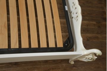 中古　イタリア高級家具　SILIK(シリック)　ロココ調　ヨーロピアンスタイルの空間を演出してくれるベッドフレーム(シングルサイズ)(R-079258)