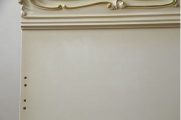 中古　イタリア高級家具　SILIK(シリック)　ロココ調　ヨーロピアンスタイルの空間を演出してくれるベッドフレーム(シングルサイズ)(R-079258)