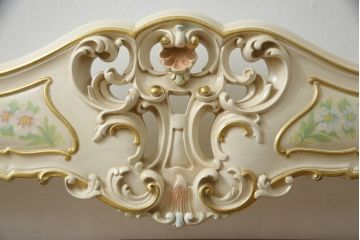 中古　イタリア高級家具　SILIK(シリック)　ロココ調　ヨーロピアンスタイルの空間を演出してくれるベッドフレーム(シングルサイズ)(R-079258)