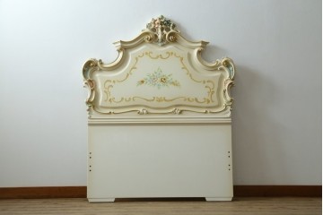 中古　イタリア高級家具　SILIK(シリック)　ロココ調　ヨーロピアンスタイルの空間を演出してくれるシングルサイズベッドフレーム　定価約85万円　(R-079258)