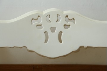 中古　イタリア高級家具　SILIK(シリック)　ロココ調　ヨーロピアンスタイルの空間を演出してくれるシングルサイズベッドフレーム　定価約85万円　(R-079258)