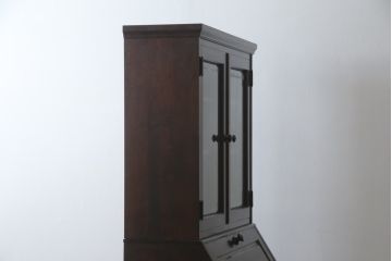 中古　北海道民芸家具　収納に便利な本棚付き!!　シックなビューローブックケース(ライティングビューロー、簿記机、引き出し、ブックシェルフ、本棚、飾り棚、収納棚、ワークデスク、在宅ワーク、在宅用)(定価約50万円)(R-079263)