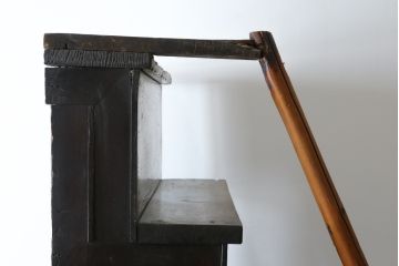 和製アンティーク　明治期　魅せる収納としても大活躍の幅狭階段箪笥(和箪笥、時代箪笥、収納箪笥、引き出し)(R-079264)